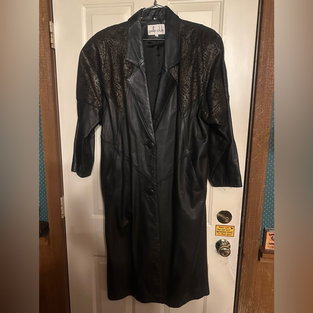 Vintage 80's Pelle Club Women’s black leather coat Medium